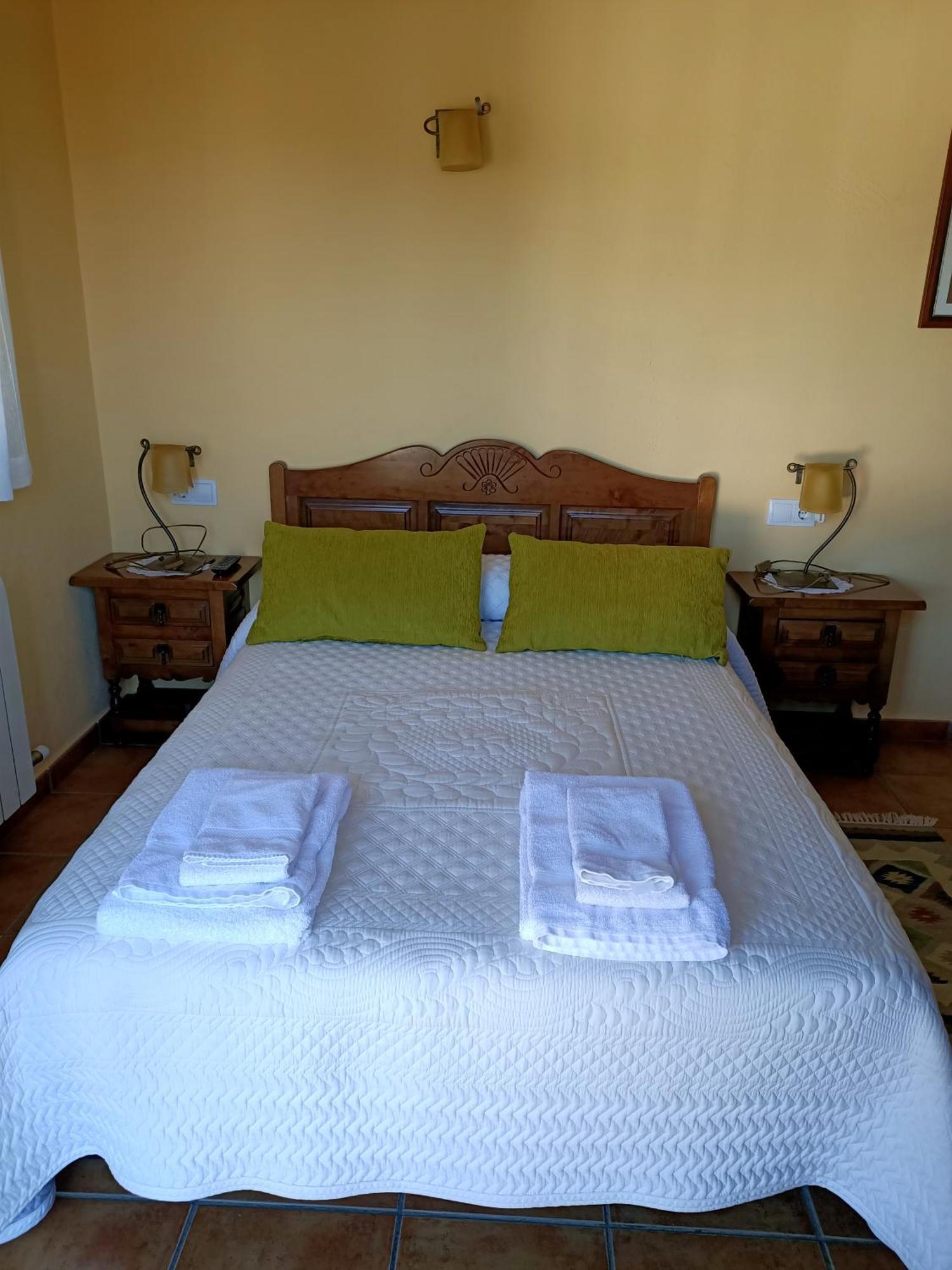 Hotel Rural Valle Del Tuejar Taranilla Eksteriør billede
